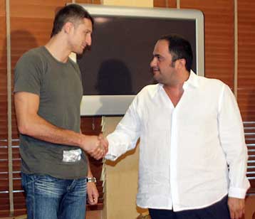 Προσπάθεια παραμονής του Μίλκοβιτς από τον Μαρινάκη