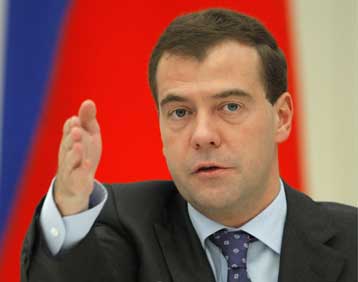 Η G20 πρέπει να αντιμετωπίσει την αποτυχία της οικονομικής εποπτείας, λέει ο Μεντβέντεφ