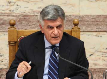 Εξαίρεση δήμου της εκλογικής του περιφέρειας από τις συνενώσεις ζήτησε ο Φ.Πετσάλνικος