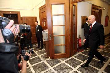 O ΟΣΕ και η Λάρκο «πρώτοι στη λίστα» των ιδιωτικοποιήσεων