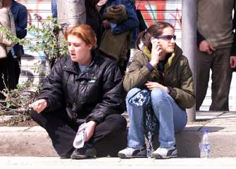 Από την ηλικία των 10 ετών δοκιμάζουν τσιγάρο τα Ελληνόπουλα