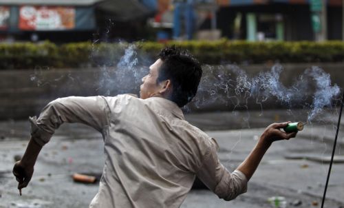 Αποδέχονται οι αντικυβερνητικοί διαδηλωτές στη Ταϊλάνδη τη μεσολάβηση της Γερουσίας