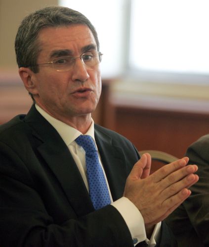 Διατηρείται στα 65 το γενικό όριο ηλικίας συνταξιοδότησης