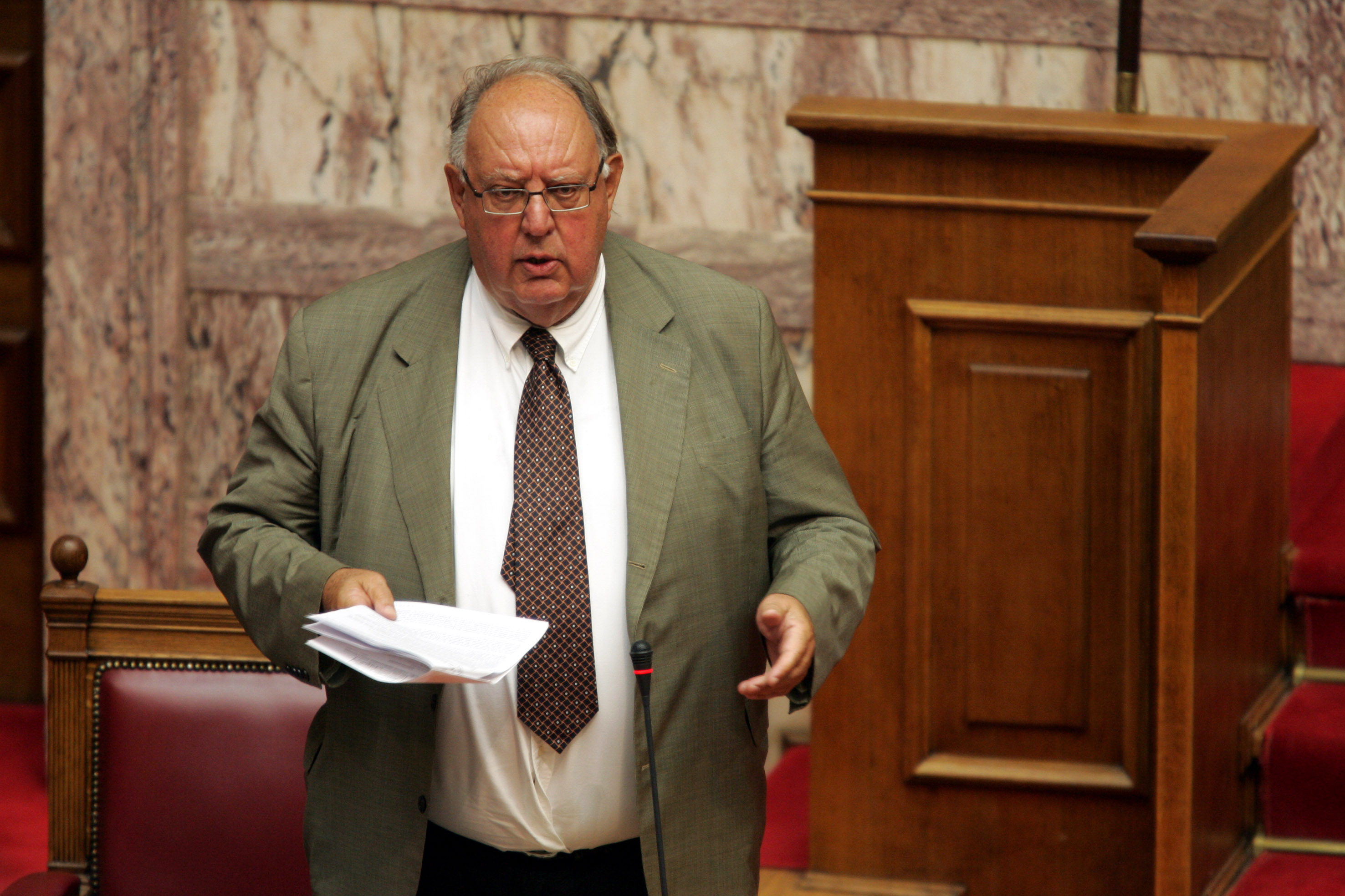 To κουτί της Πανδώρας για τις μίζες πολιτικών έχει ανοίξει, λέει ο Θ.Πάγκαλος