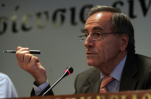 Εικοσιτετράωρη απεργία την Πέμπτη, 3 Ιουνίου, κήρυξαν οι δημοσιογράφοι