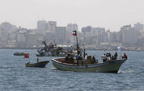 Στη Γάζα κατευθύνεται ο διεθνής στολίσκος παρά τις απειλές του Ισραήλ