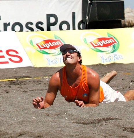 Βραζιλιάνικα καρφιά στο τουρνουά μπιτς βόλεϊ που θα φιλοξενηθεί στο Σύνταγμα