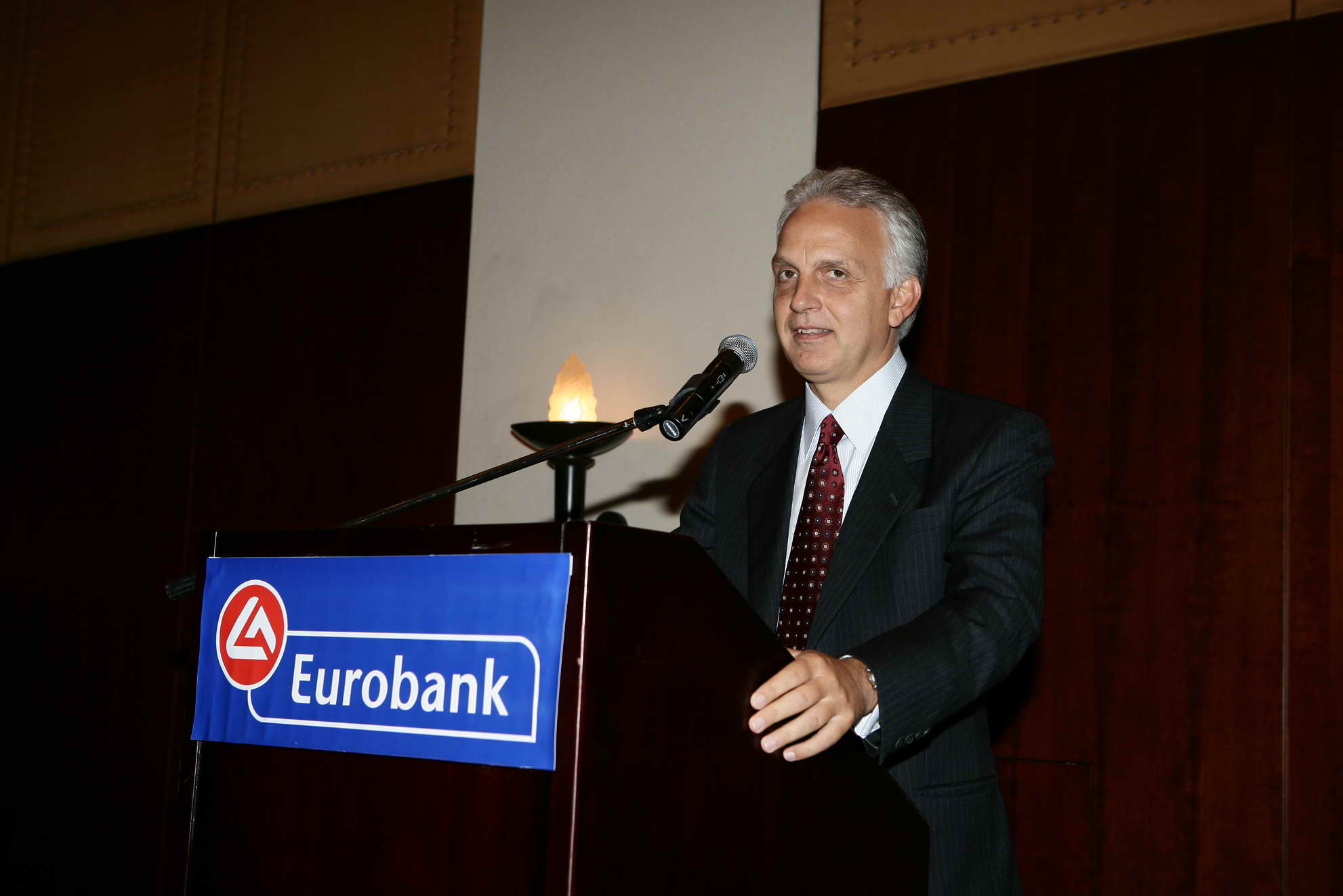 Στα 61 εκατ. ευρώ τα καθαρά κέρδη της Eurobank το α’ τρίμηνο