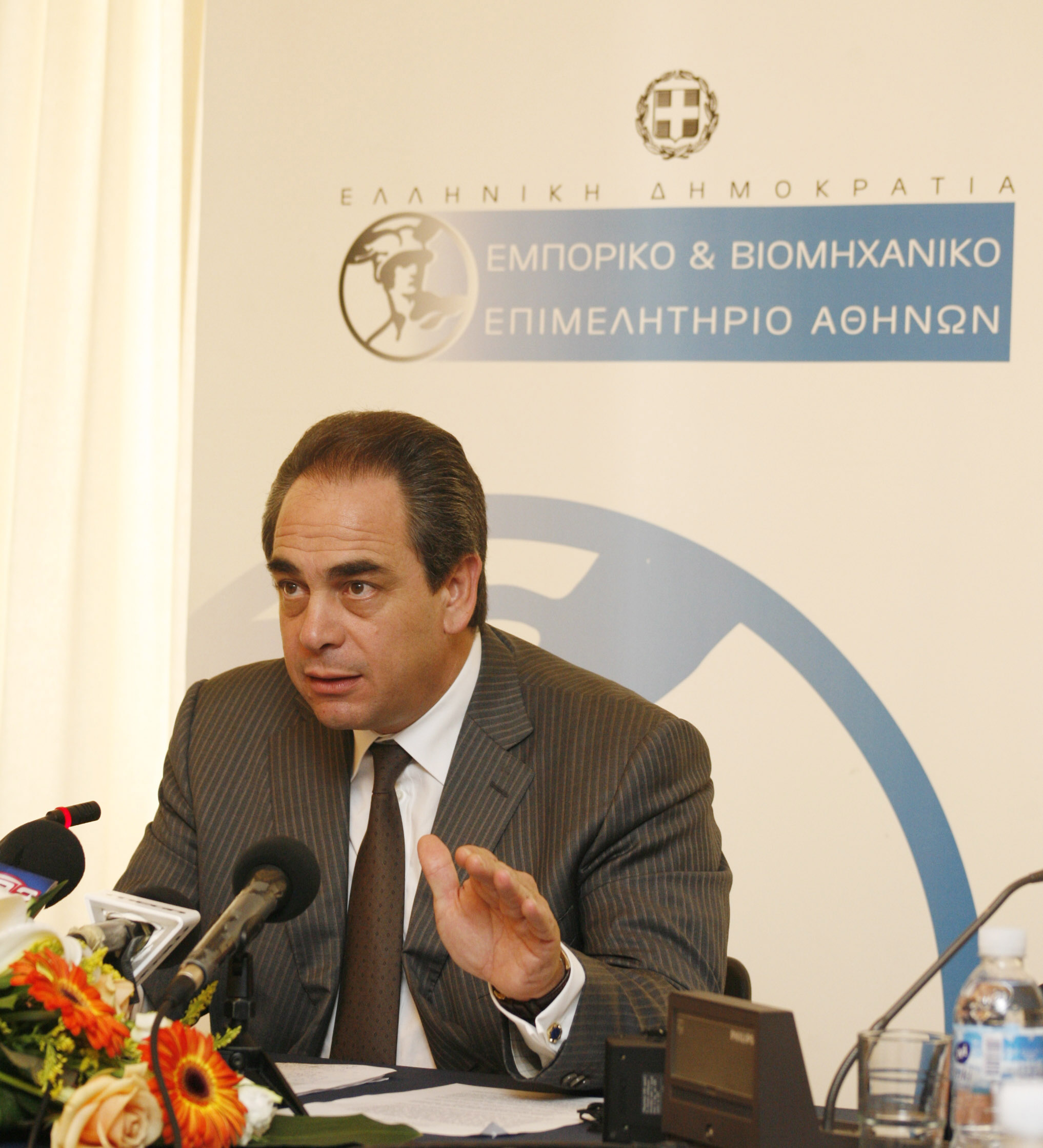 Κατά της κρατικής στήριξης στον κλάδο της κλωστοϋφαντουργίας τάσσεται ο Κ.Μίχαλος