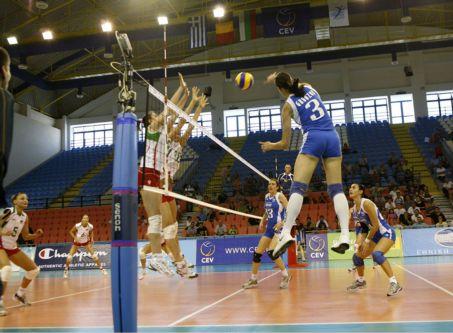 Η εθνική βόλεϊ γυναικών νίκησε τη Φινλανδία αλλά αποκλείστηκε