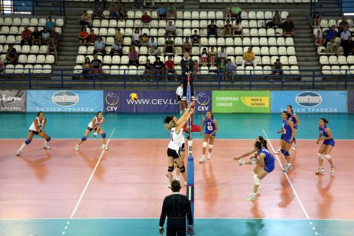 Εύκολη νίκη της εθνικής βόλεϊ γυναικών, ελπίζει για τα μπαράζ
