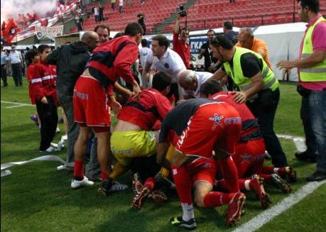 Στα «μεγάλα σαλόνια» ο Πανσερραϊκός, αποχαιρέτησε με ισοπαλία η Ρόδος