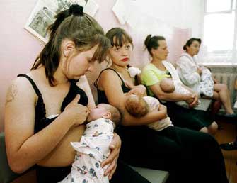 Ευεργετικός ο αποκλειστικός θηλασμός του βρέφους