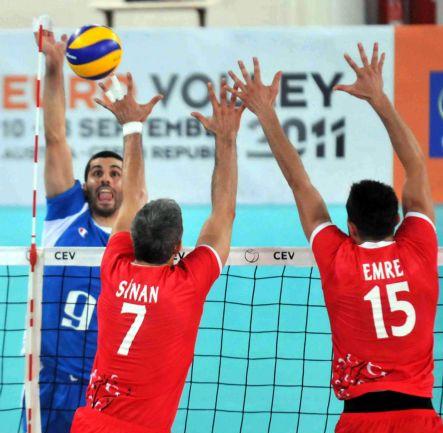 Κακή εμφάνιση και ήττα με 3-0 σετ για την εθνική ανδρών