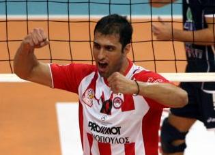 Δυσαρεστημένος ο Ανδρέαδης από τη μείωση 40% που του ζήτησε ο Ολυμπιακός