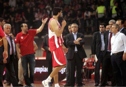 «Θα πει πως φταίμε κι εμείς, φταίτε κι εσείς, ναι, φταίνε κι οι άλλοι…»