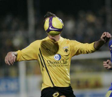 Πιο δυνατά για Βεντ η ΑΕΚ αλλά και Καρλίτος