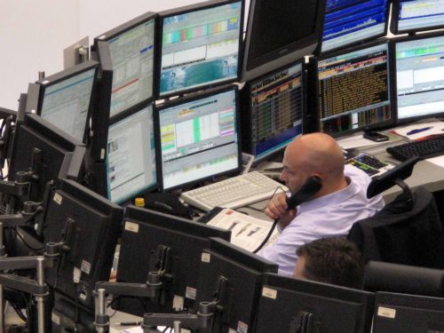 Επισπεύδει η Ευρώπη τις διαδικασίες για επιβολή περιορισμών στο ακάλυπτο short selling