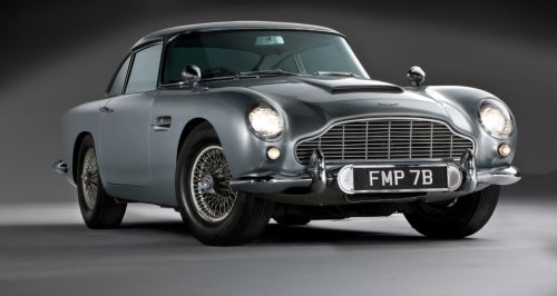 Στο σφυρί η Aston Martin του «007»