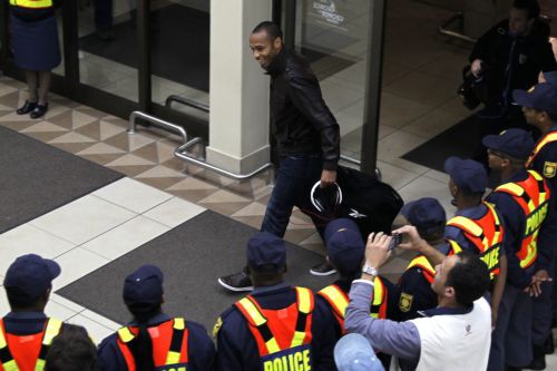 Συνάντηση Σαρκοζί – Ανρί και η επιστροφή των Γάλλων… ασώτων