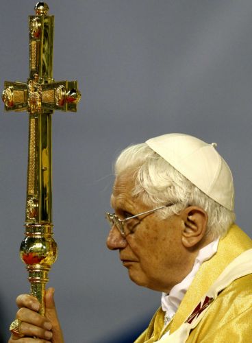 Περισσότερα από μία συγγνώμη ζητούν από τον Πάπα θύματα κακοποίησης