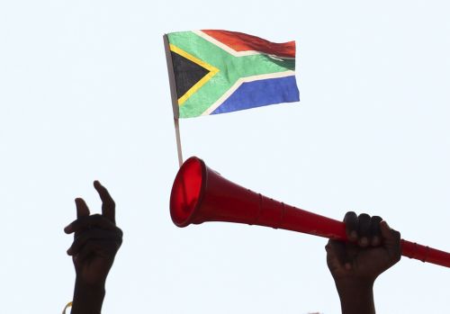 H FIFA εξετάζει τα παράπονα για τις… βουβουζέλες