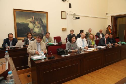 Κατατίθεται το πόρισμα για το Βατοπαίδι, όλο το καλοκαίρι η έρευνα για τη Siemens