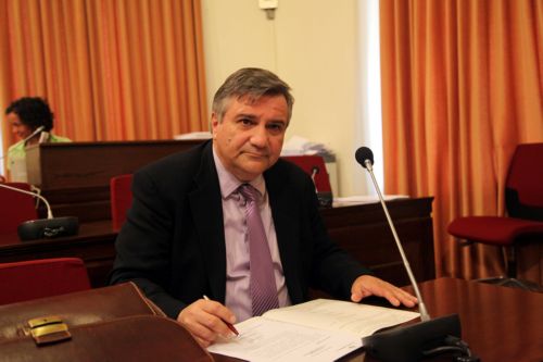 Αλλάζουν τα όρια ποινής για ανηλίκους