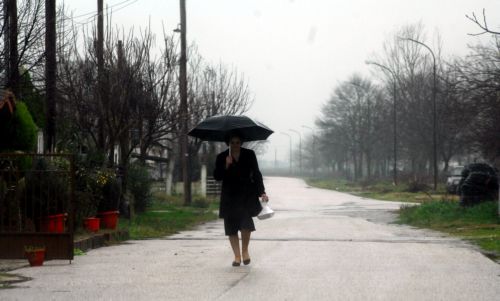 Προβλήματα στην Κεντρική και Βόρεια Ελλάδα από τις έντονες βροχοπτώσεις
