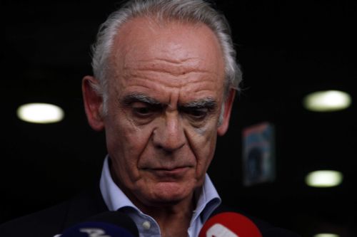 Αναστέλλεται και επισήμως η κομματική ιδιότητα του Άκη Τσοχατζόπουλου