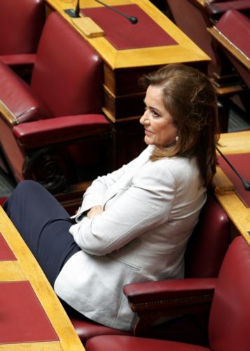 «Πυρά» Μπακογιάννη σε Σαμαρά για πολιτική κερδοσκοπία στα ερείπια της χώρας