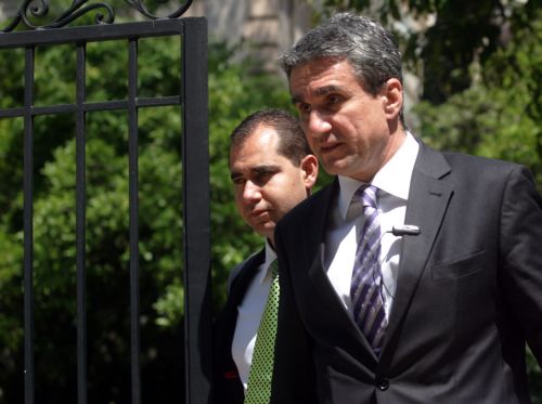 Έντονες αντιδράσεις στο ΠΑΣΟΚ για Ασφαλιστικό και Εργασιακό