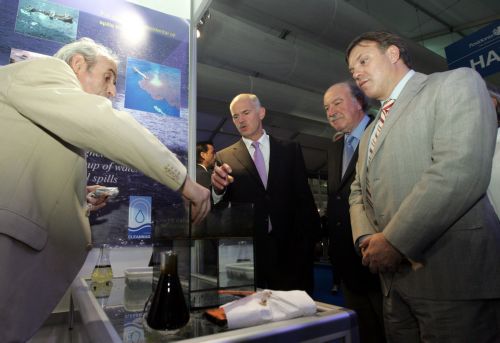 Στο πλαίσιο στήριξης της ελληνικής ναυτιλίας η άρση του καμποτάζ, λέει ο πρωθυπουργός