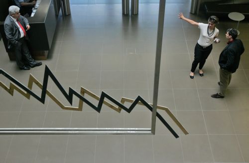 Απώλειες 1,5% στο Χρηματιστήριο με οδηγό τις τράπεζες