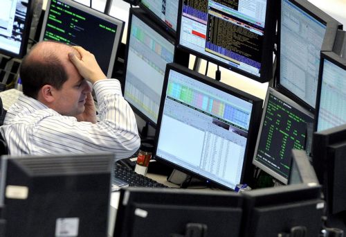 Η Moody’s υποβάθμισε έξι μεγάλες ελληνικές τράπεζες