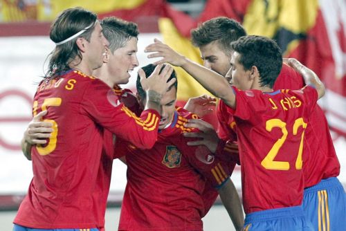 Με… εξάρα φιλοδώρησε η Ισπανία την Πολωνία σε φιλικό