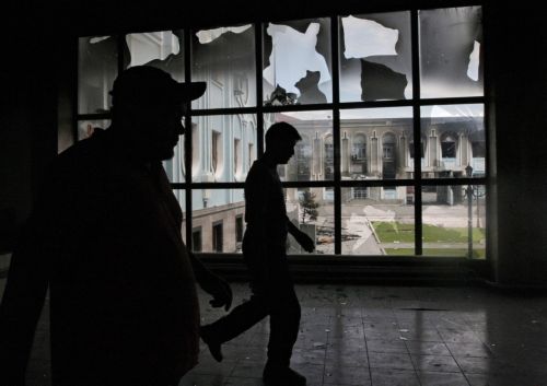 Τον έλεγχο στις πόλεις του νότου προσπαθεί να ανακτήσει ο στρατός στη Κιργιζία