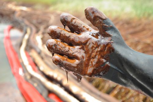 Πιθανή η αναστολή των εργασιών της ΒΡ στον Κόλπο του Μεξικού λόγω τροπικής καταιγίδας