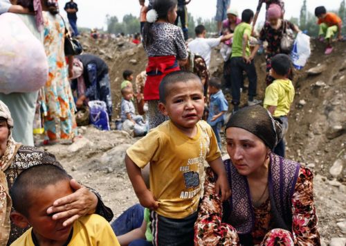 Προσφυγικό δράμα στην Κιργιζία, περιφερειακή βοήθεια για αποκλιμάκωση