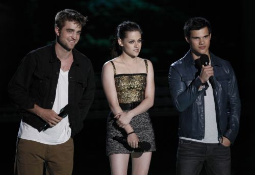 Η «Νέα Σελήνη» επικράτησε στα κινηματογραφικά βραβεία του MTV