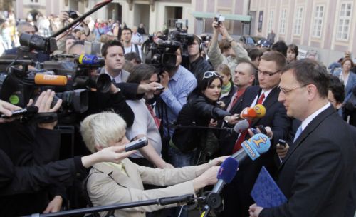 Να ξεκινήσουν συνομιλίες για το σχηματισμό κυβέρνησης ζητά ο πρόεδρος της Τσεχίας