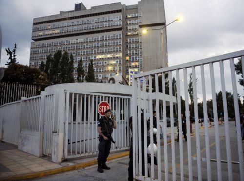 Από το πολιτικό γραφείο του Μ.Χρυσοχοΐδη έφτασε στην Κατεχάκη το πακέτο – βόμβα