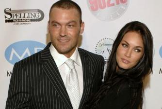 Ένα διαζύγιο και ένας γάμος, μονοπωλούν το ενδιαφέρον στο Χόλιγουντ