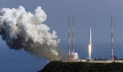 Εξερράγη ο πύραυλος που επρόκειτο να θέσει σε τροχιά νοτιοκορεατικό δορυφόρο