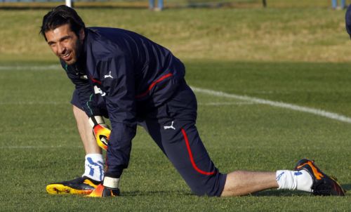 Επέμβαση στη μέση θα κάνει ο Μπουφόν μετά το Μουντιάλ