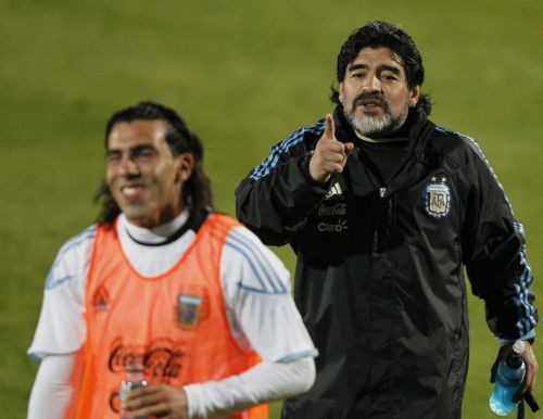 «Δεν γίνεται χωρίς τον Τέβες» δήλωσε ο Μαραντόνα