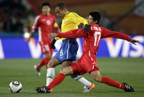 Με αμφίβολο τον Ζιλμπέρτο, η Βραζιλία κόντρα στην «παρέα» του Ντρογκμπά