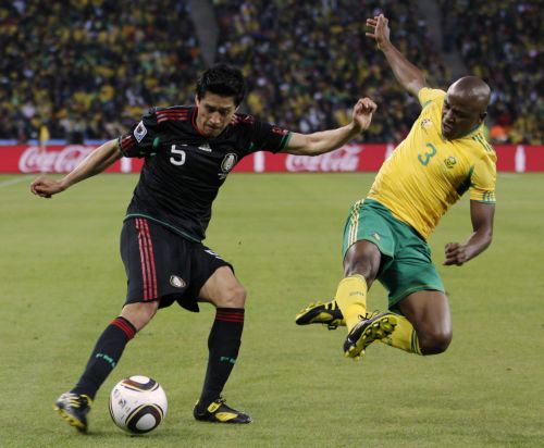 Τον διεθνή Μεξικανό μπακ, Οσόριο θέλει ο ΠΑΟΚ