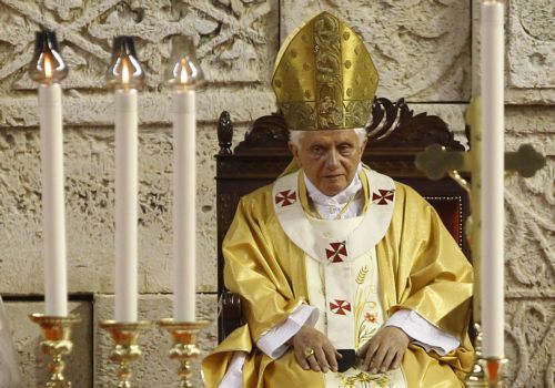 Διεθνή προσπάθεια για την αποφυγή αιματοχυσίας στη Μέση Ανατολή ζητά ο Πάπας