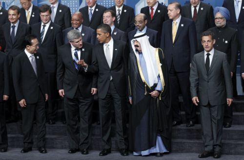 Περιορισμό των ελλειμμάτων στο μισό μέχρι το 2013 υπόσχεται η G20